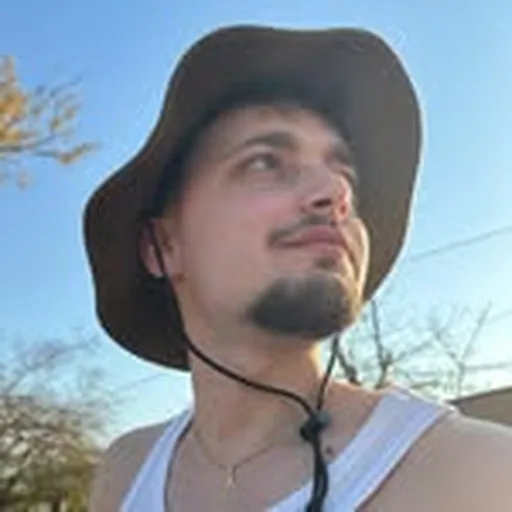 @maytouog profile image