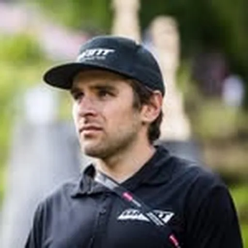 @mckay_vezina profile image