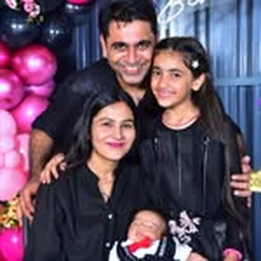 @meenu_vinay_narula profile image
