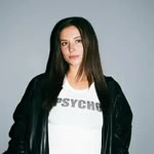 @megbabeey profile image