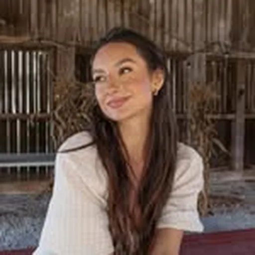 @megnailling profile image