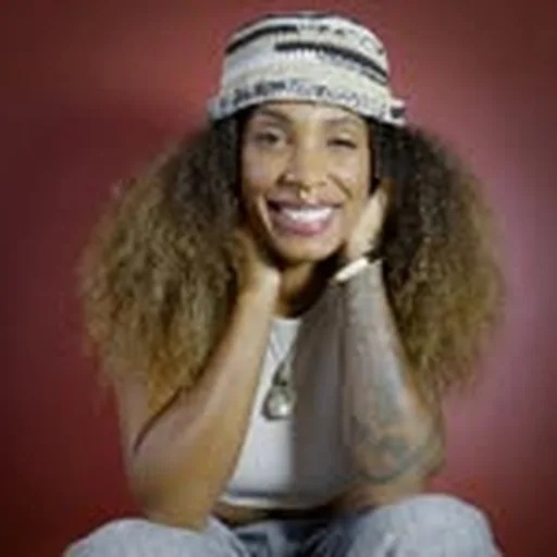 @melle_leeza profile image
