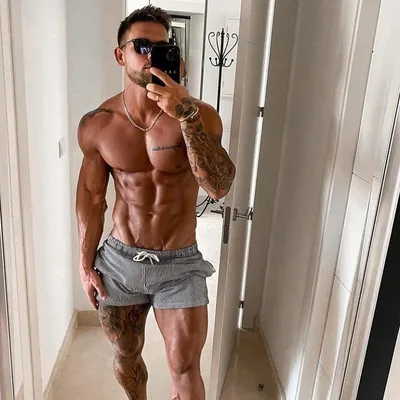 @mens.fashion199 profile image