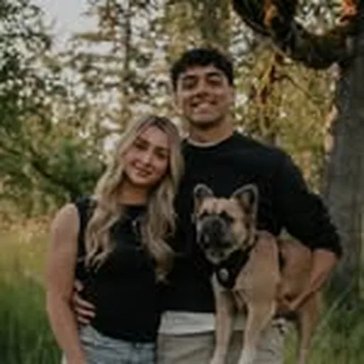 @miahnoga profile image