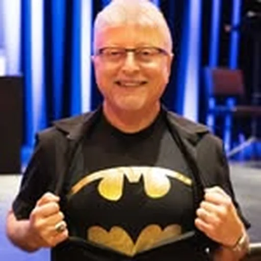 @michaeluslan profile image