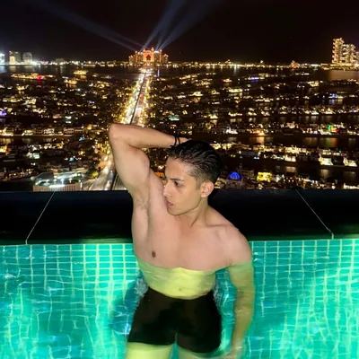 @mihir_babbar profile image