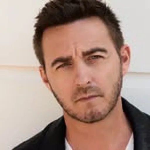 @mikeazria profile image