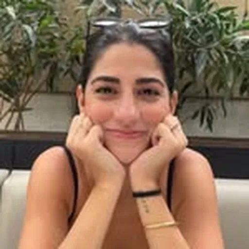 @milamoutinho profile image