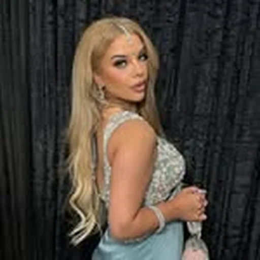 @milasmakeup profile image