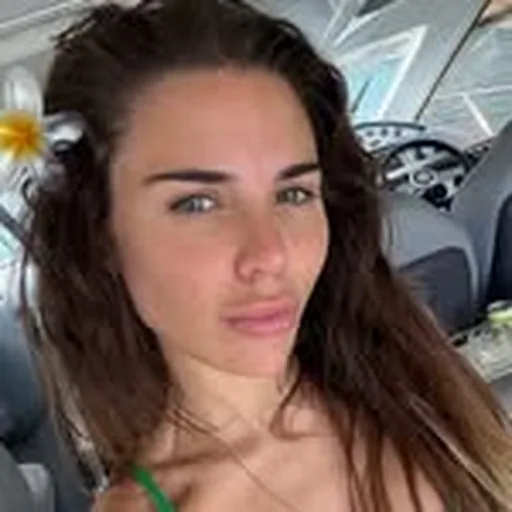 @minabonino profile image