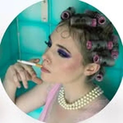 @minifemelle profile image