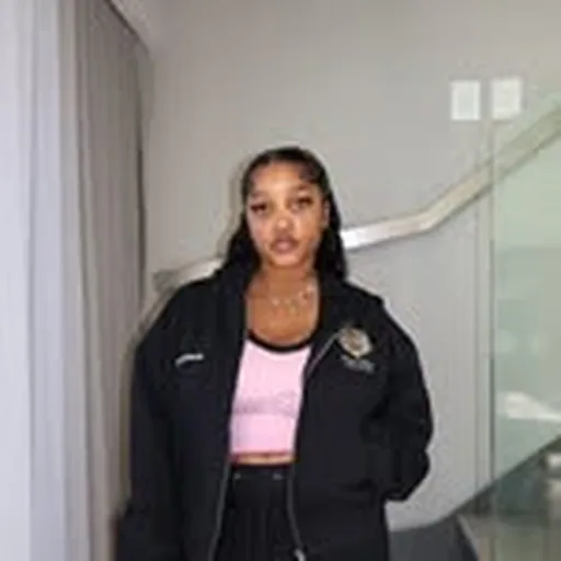 @minnieeeeee_ profile image