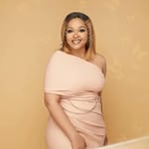 @misseijay profile image
