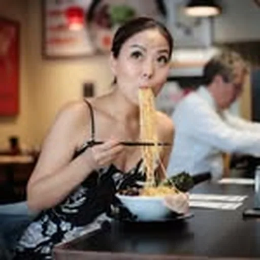 @misspiggieeats profile image