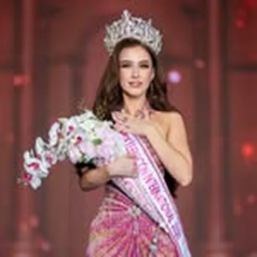 @missteeniconinternational profile image