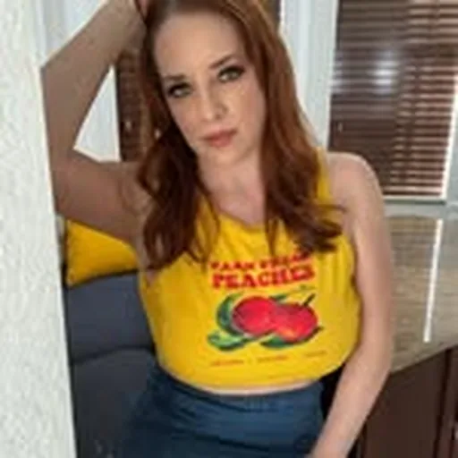 @mizzmaggiegreen profile image