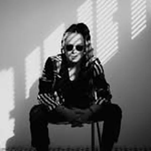 @mkngmvs profile image