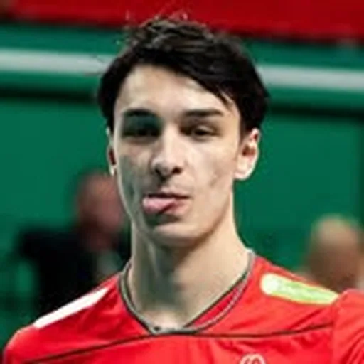 @mnikolow1 profile image