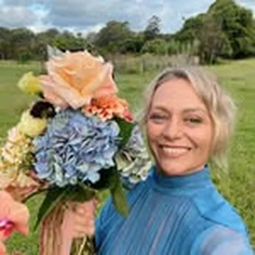@modern_love_celebrant profile image