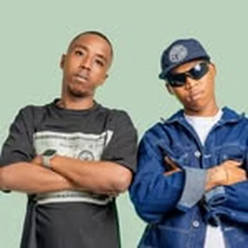@moh_and_dalee profile image