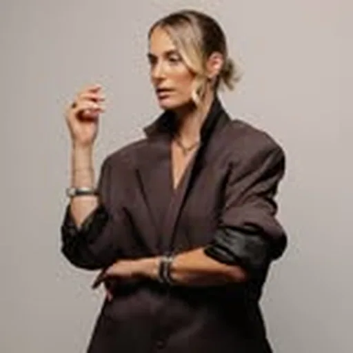 @mollyrroberts profile image