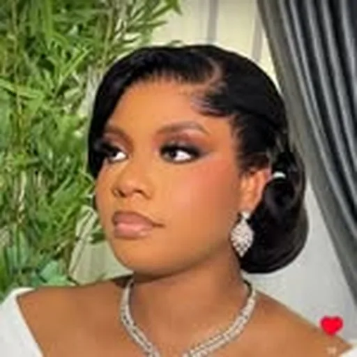 @mollyshairven profile image