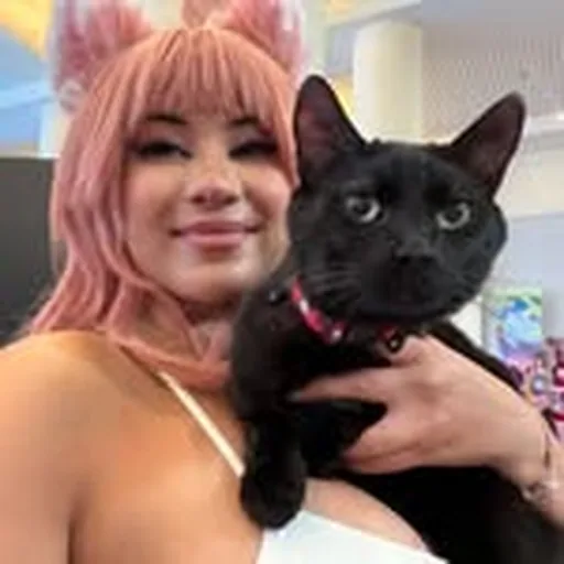 @mommychungrycosplays profile image