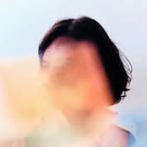 @momotrosman profile image