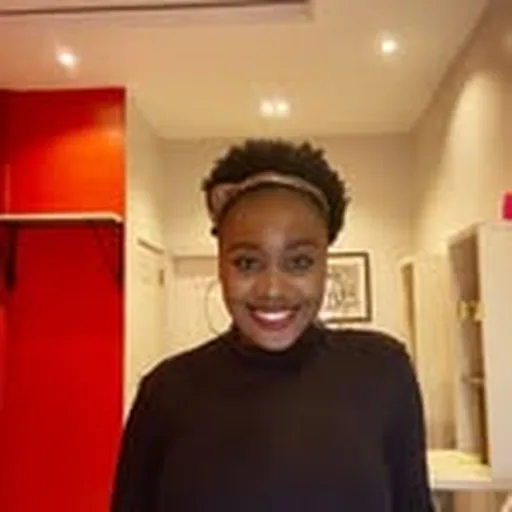 @mona_jaee profile image