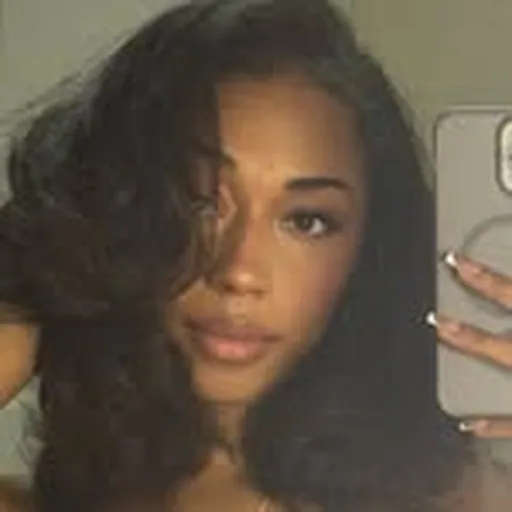@monaaxlisa profile image