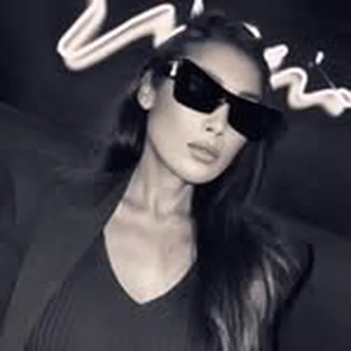 @monaparisofficial_ profile image