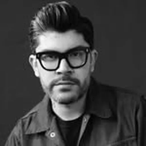 @mondoguerra profile image
