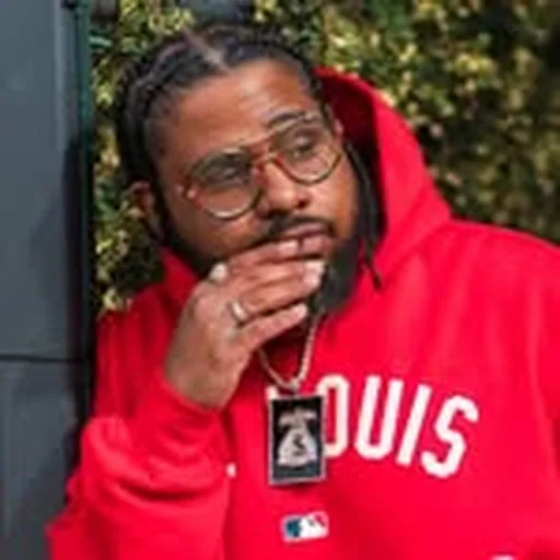 @moneybaglou profile image