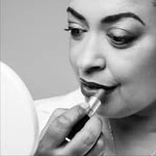 @monicareismakeup profile image