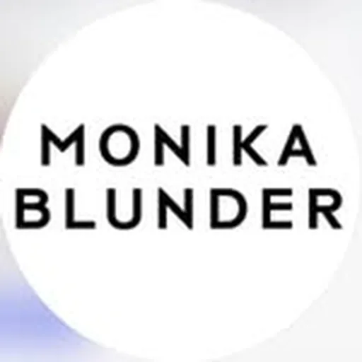 @monikablunderbeauty profile image