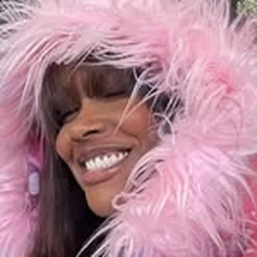 @moniquee_renea profile image