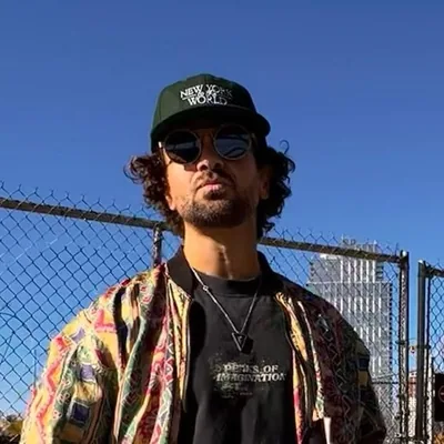@monqalamari profile image