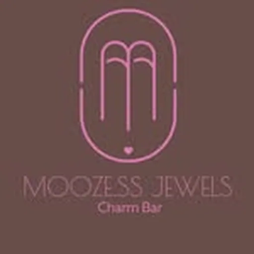 @moozess.jewels profile image