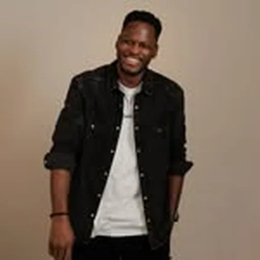 @mosesvisuals profile image