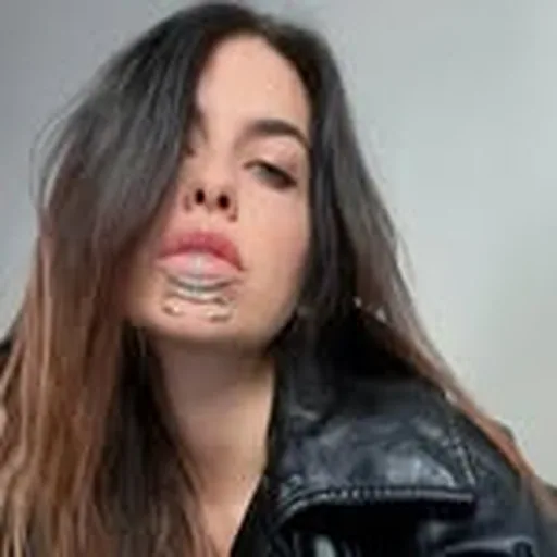 @mounique__ profile image