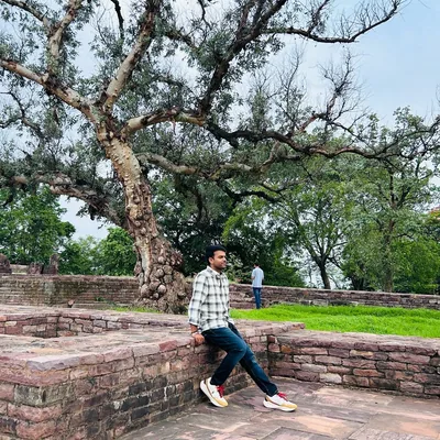 @mr.shubham__._ profile image