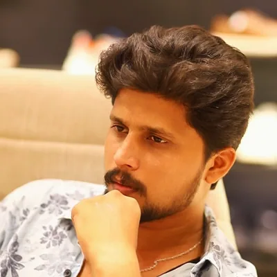 @naeemaslamofficial profile image