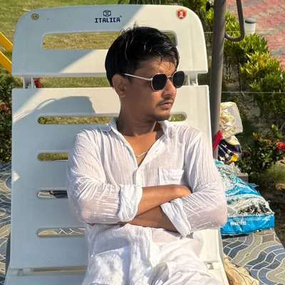@nayadaur7 profile image