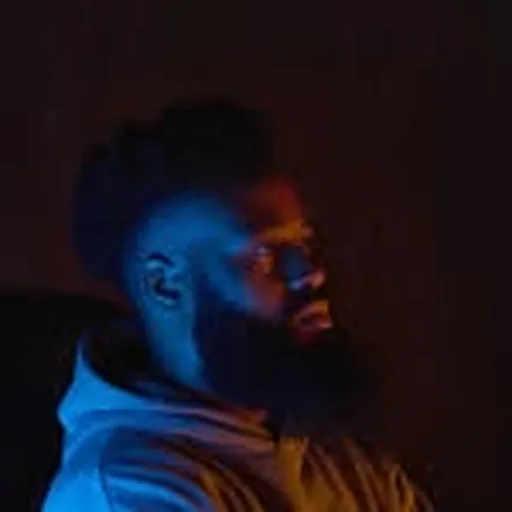 @nell_vision profile image