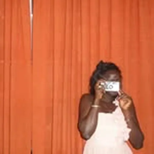 @neneperei profile image