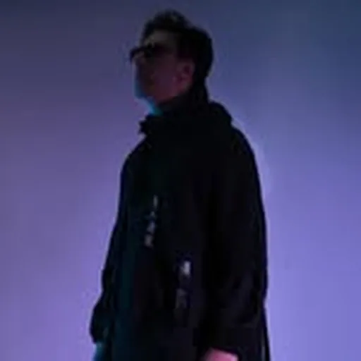 @neonhelm profile image