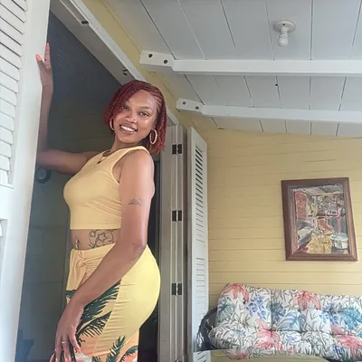 @neshia.the.actress profile image