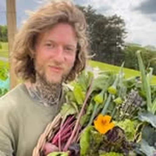 @nettlesandpetals profile image
