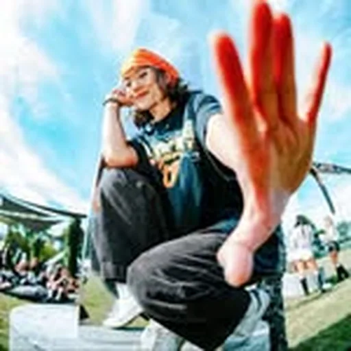 @newmuvi_ profile image
