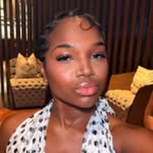 @niarasanae profile image